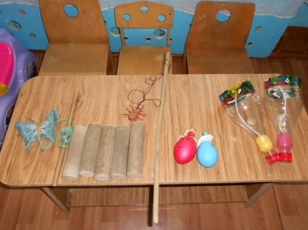 Нестандартное оборудование для физкультуры флажки. Нестандартное оборудование для детского сада. Нестандартное спортивное оборудование. Нетрадиционное спортивное оборудование в детском. Нестандартное оборудование для детского сада.