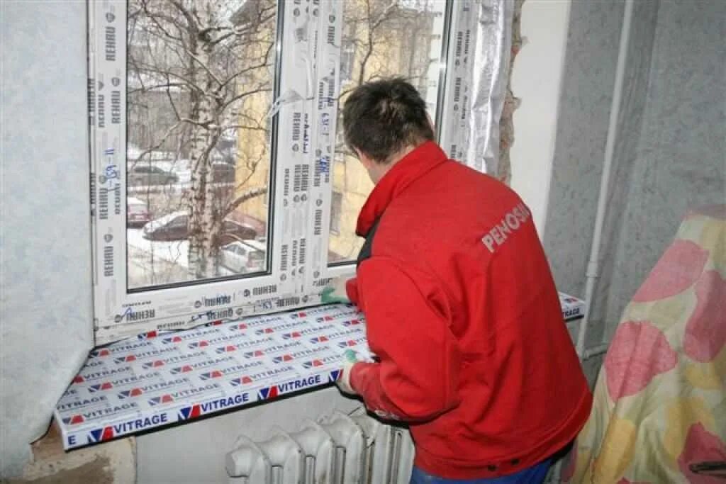 Пленка защитная строительная - 450 мм*20м с креп-лентой, новый, в наличии. Цена: