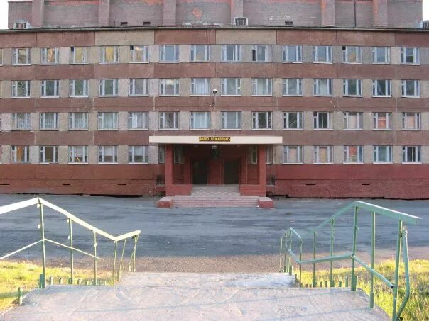 Норильск 44 школа. Школа 32 норильск. Талнах средняя школа 43. Кайеркан школа 37. Школа 45 кайеркан.