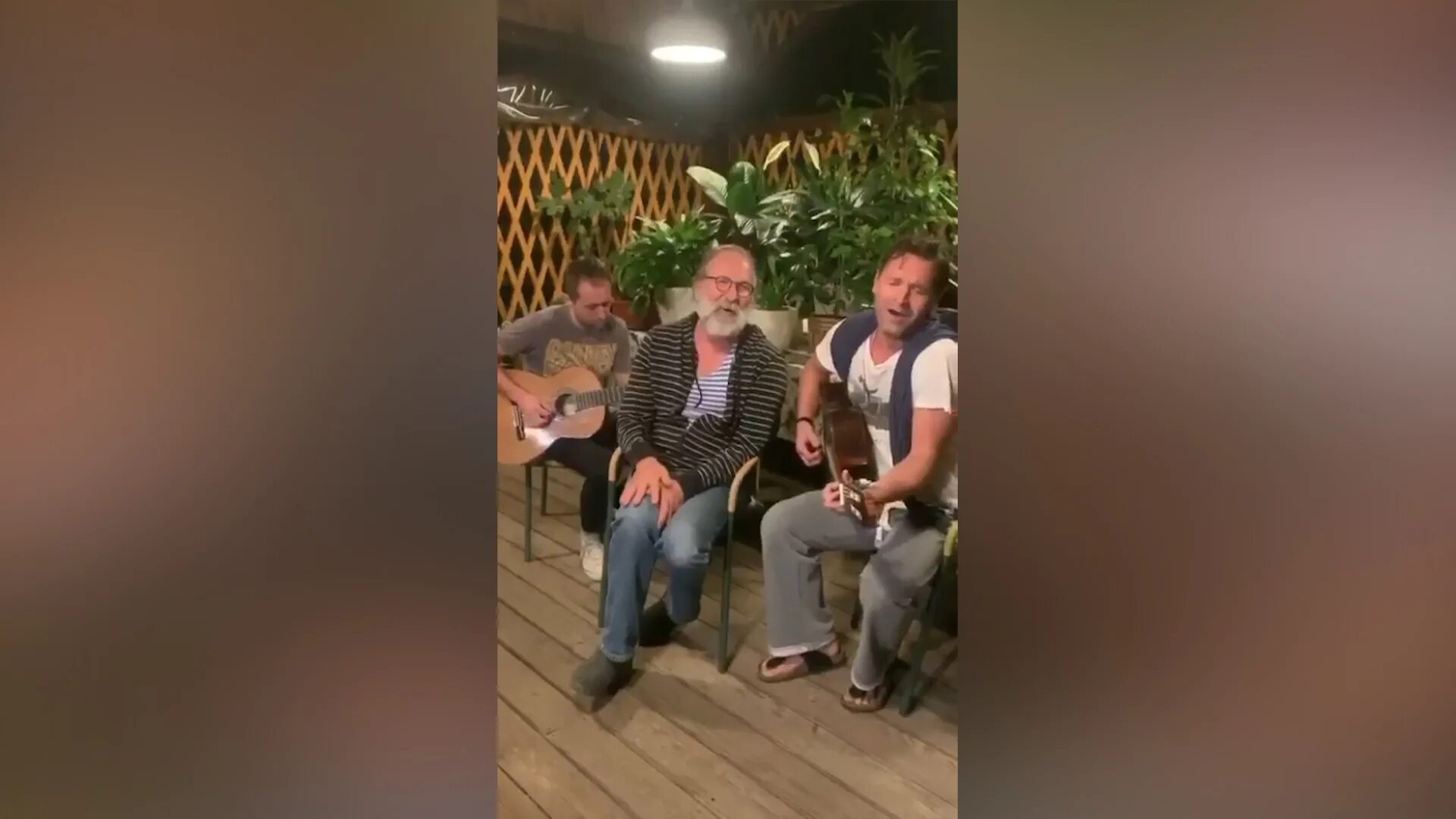 фёдор добронравов 2002 год. артист добронравов федор. мадянов и добронравов. где сейчас живет добронравов. федор добронравов жили были.