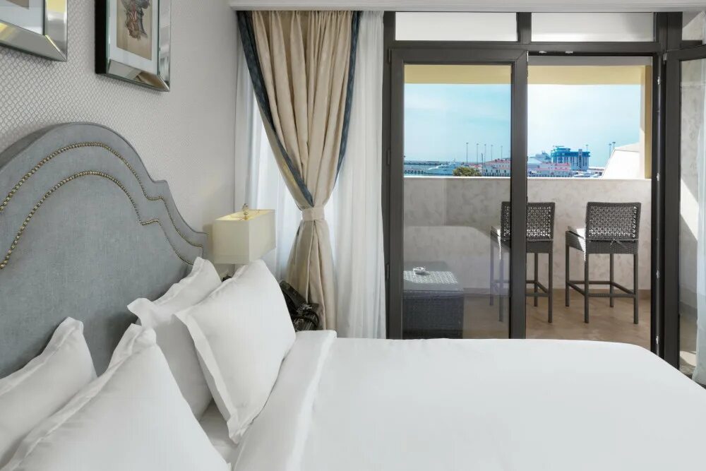 Marina yacht 4 сочи. Отель marina yacht сочи. Marina yacht сочи. Marina yacht сочи. Marina yacht hotel.