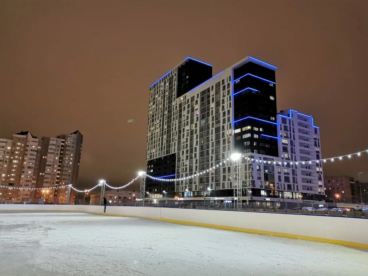 Арена парк екатеринбург. Каток Арена парк Екатеринбург. Арена парк ЕКБ каток. Екатеринбург Арена каток. Каток на Татищева Екатеринбург.