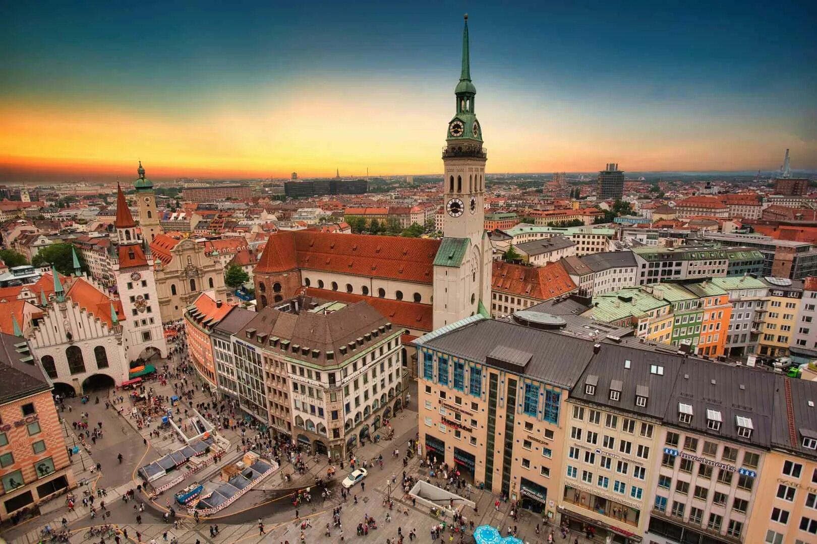 Munich is in. Peterskirche мюнхен. собор святого петра мюнхен. церковь петерскирхе в мюнхене. munich город германия.