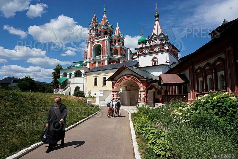 Савина сторожевский монастырь