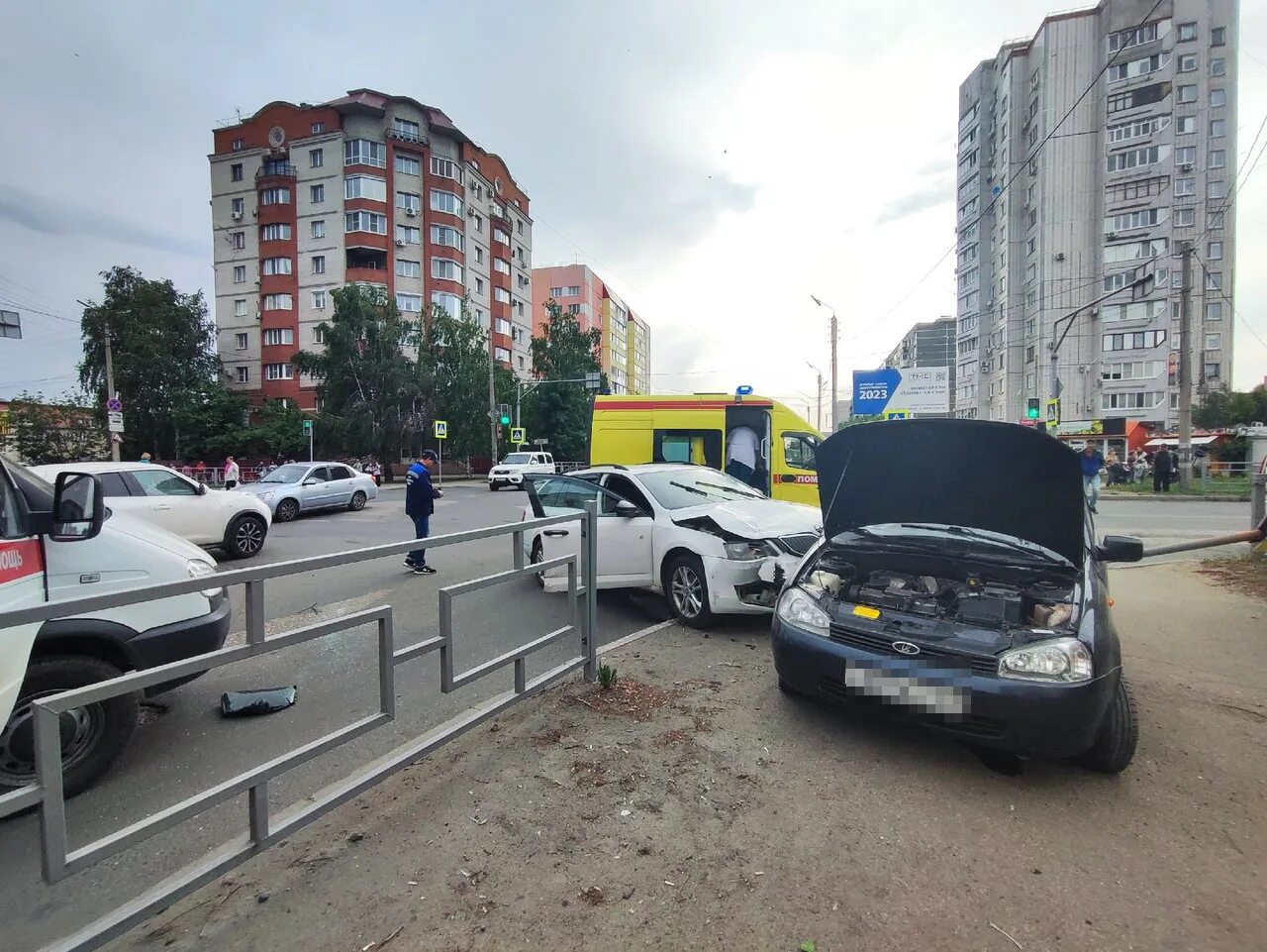 Новости сызрани сегодня происшествия ктв. Сызрань авария под мостом. Новости сызрани сегодня происшествия ктв. Смертельное дтп ваз 2110. Новости сызрани сегодня происшествия ктв.