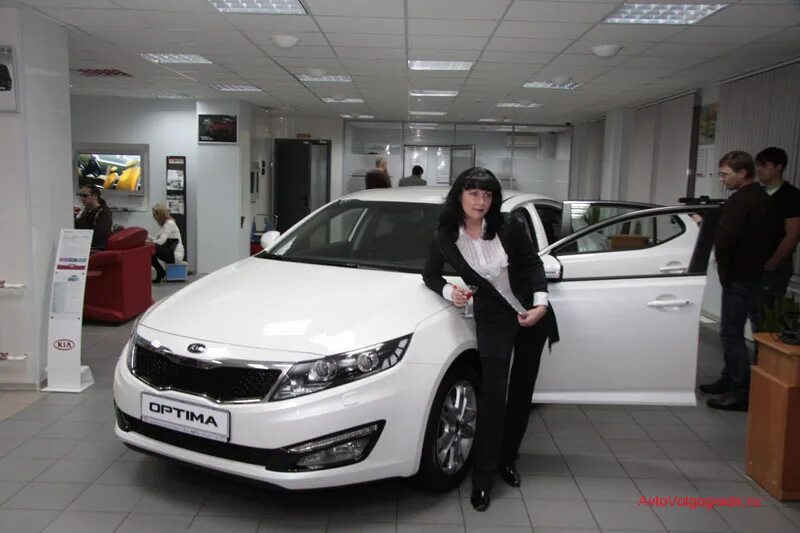 Субару волгоград. Китайские авто волгоград. Новый салон китайских авто в волгограде. Geely automobile holdings limited автомобилестроительные компании китая. Шкода арконт.