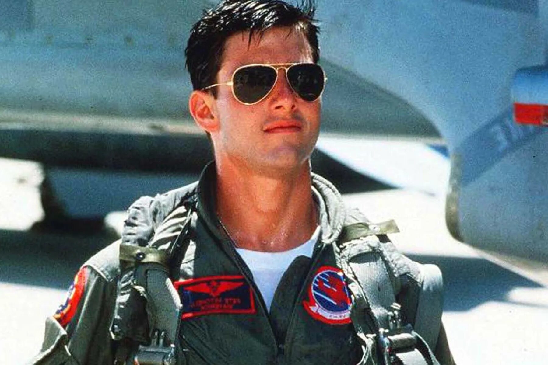 Top gun 1986 video game. Tom Cruise Top Gun 1986. Топ Ган Мэверик 1986. Том Круз Авиатор. Top Gun том Круз Маверик.