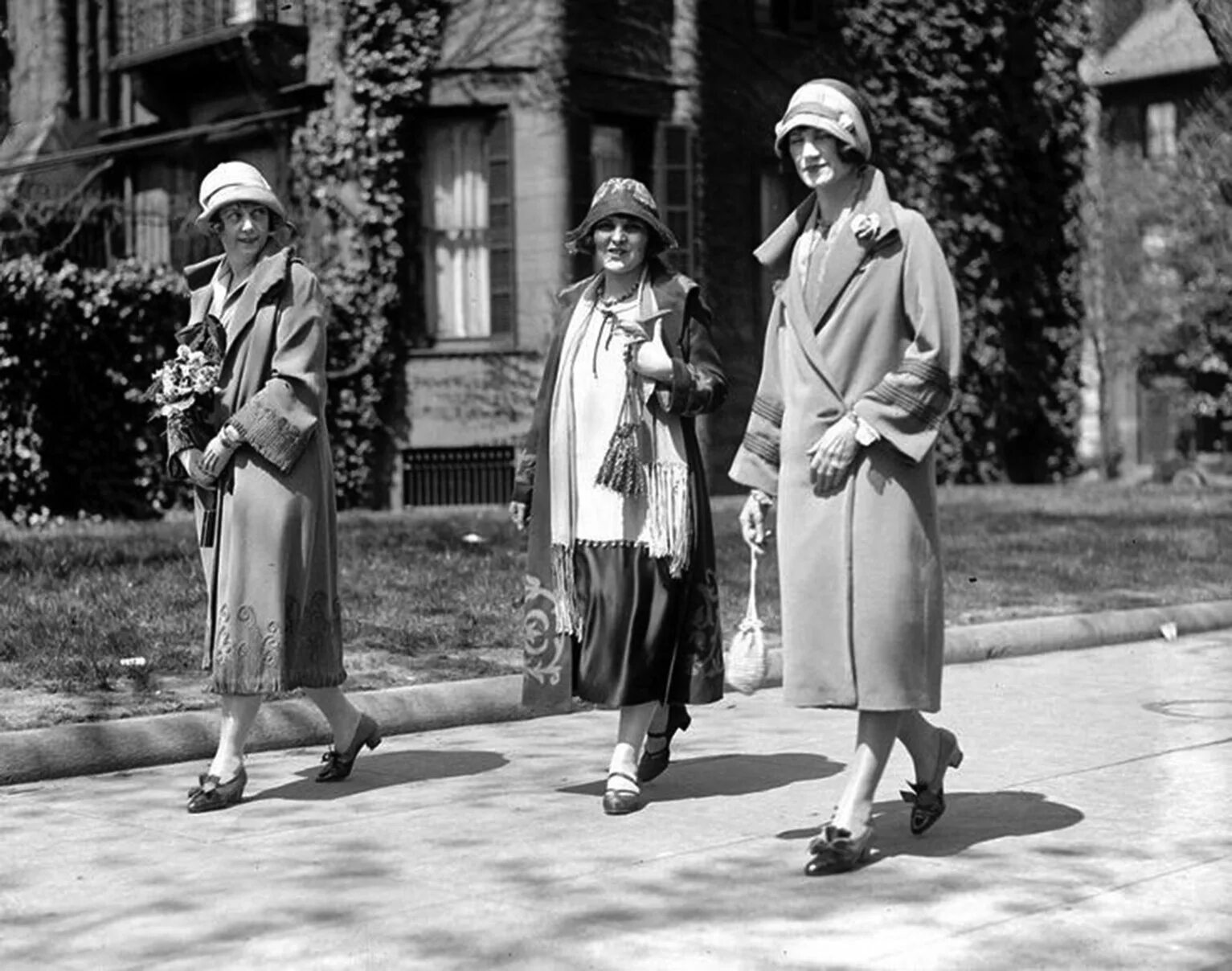 20 фотографий. 1920е мода в США. Модницы 20х годов 20 века. Мода в 1925 Америка. Мода 20х 19 века.