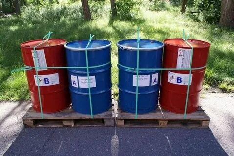 Монтажная пена бочках