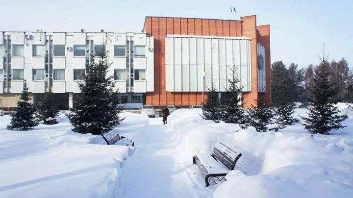 Пд восток новосибирск. Администрация советского района города Новосибирска. Здание администрации советского района Новосибирска. Администрация Академгородка. Администрация советского района города Новосибирска фото.