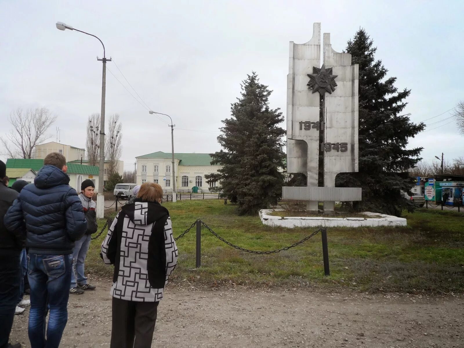 Погода в новоаннинском волгоградской области на 14. Г Новоаннинский Волгоградская область. Станция Филоново город Новоаннинский. Площадь города Новоаннинский. Город Новоаннинский Волгоградской области.