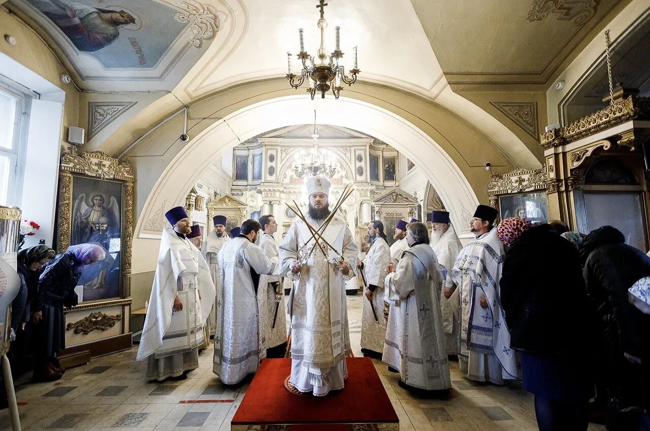 Отец виктор шальнев. Отпевание епархии. Протоиерей иоанн годзинский липецкая епархия. Отпевание епархии. Отпевание архидиакона андрея мазура.