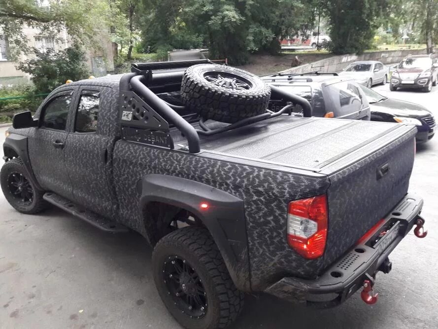 Тойота тундра кузов. Toyota Tundra дуга в кузов. BMS Pro-line для Toyota Tundra. Защитная дуга BMS Pro-line. Пикап защита