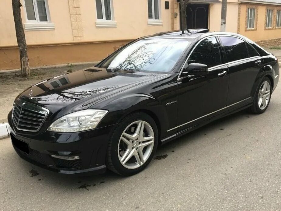 Мерседес 5 литров. Мерседес s 221 черный. Мерседес 221 AMG 5.5. Mercedes Benz w221 черный. Mercedes s class 500 w221.
