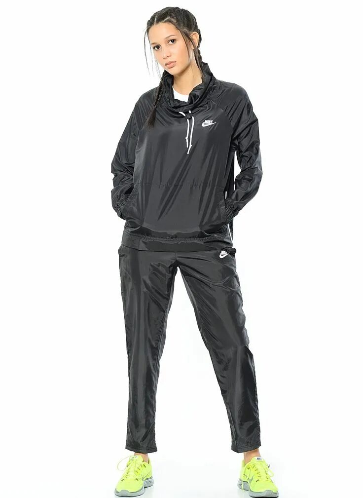 Спортивный костюм Nike Tracksuit. Спортивные штаны из нейлона. Спортивный костюм из нейлона