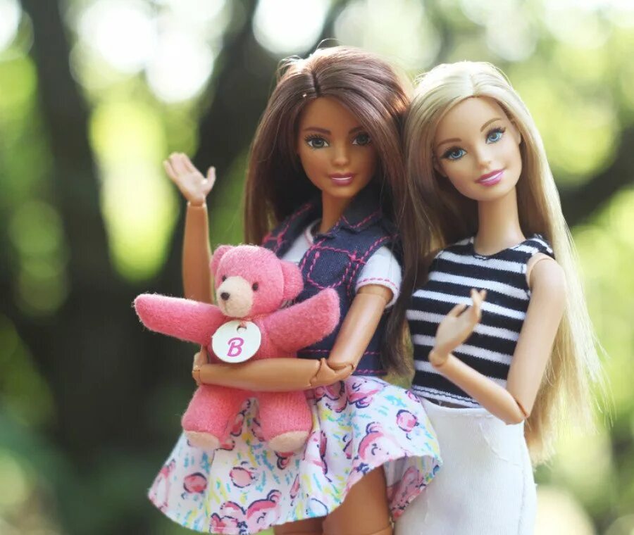 Barbie rouse