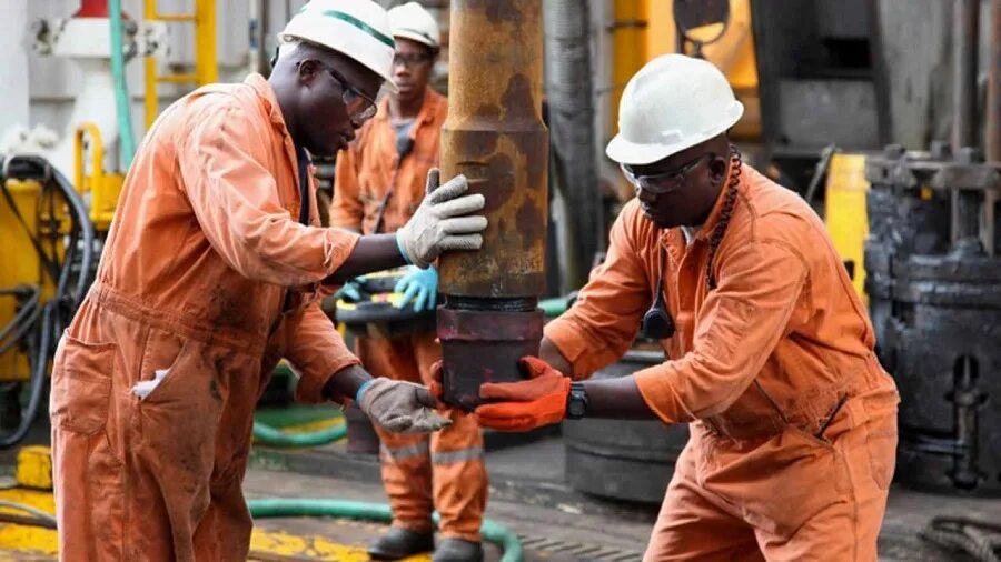Экономика нигерии. Nigeria oil. Glencore international фото. Нефть в африке. Добыча нефти в африке.