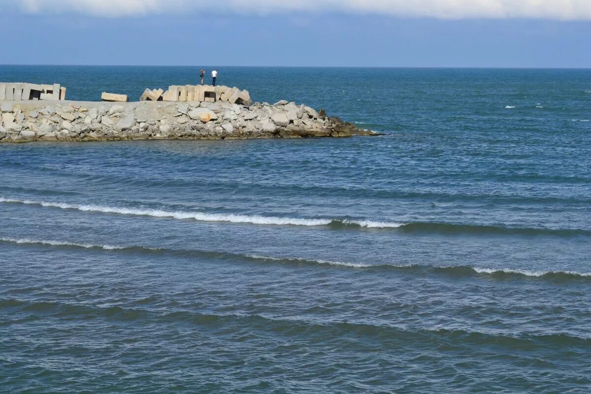 Дагестан море. Каспийское море фото. Крепости на побережье Каспийского моря. Пляжи Каспийского моря в России. Тур отдых на каспийском море