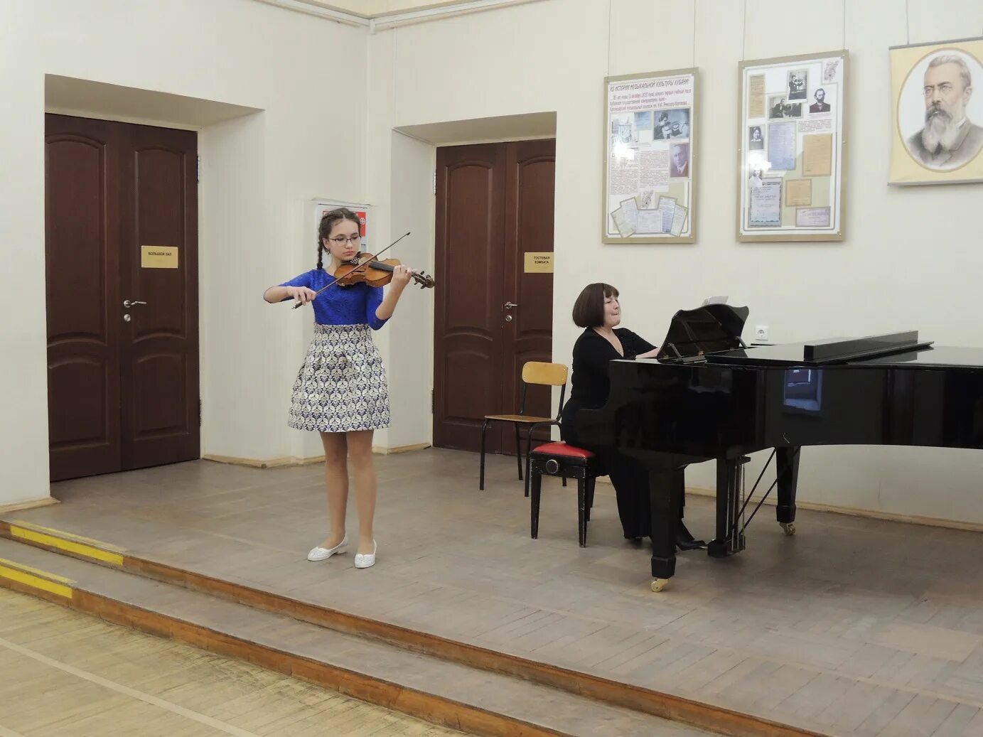 Конкурс учащиеся дши и дмш. Детский конкурс пианистов. Конкурс учащиеся дши и дмш. Солнечногорская детская школа искусств солнечногорск. Конкурс в дмш римского корсакова.