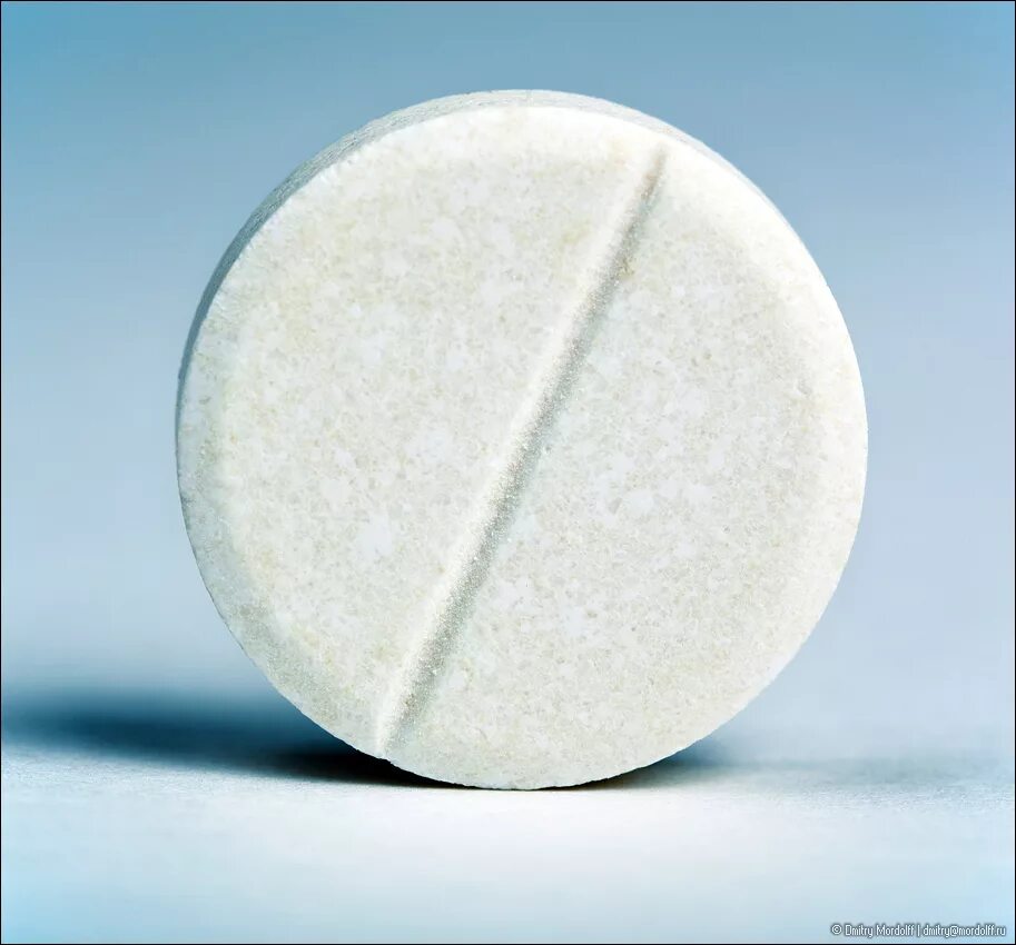 таблетка круглая. таблетка большая есть. большие таблетки. таблетки капсулы. белые большие таблетки.