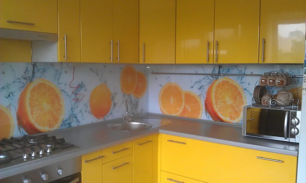 фартук кухонный мдф акватон fm 050 (mg29) высокоглянцевый. панели пвх апельсин. кухня с желтым фартуком. панели апельсины. апельсин плитка для кухни.