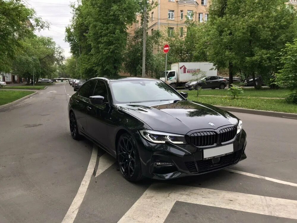 3 июля 2021 г. БМВ 3 2021 черная. BMW 3 g20 черная антихром. БМВ 3 черная. BMW 3 2020 черная.