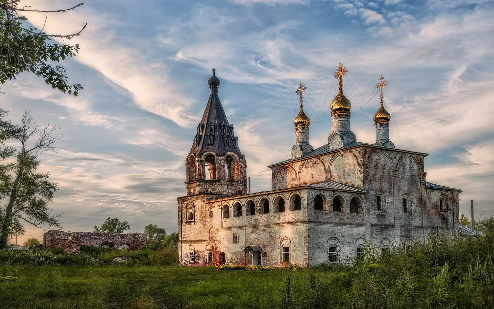 Древности монастыря. Борисоглеб Церковь Муром. Храм Борисоглеб Владимирская область. Муром село Борисоглеб. Борисоглебский Муромский монастырь.