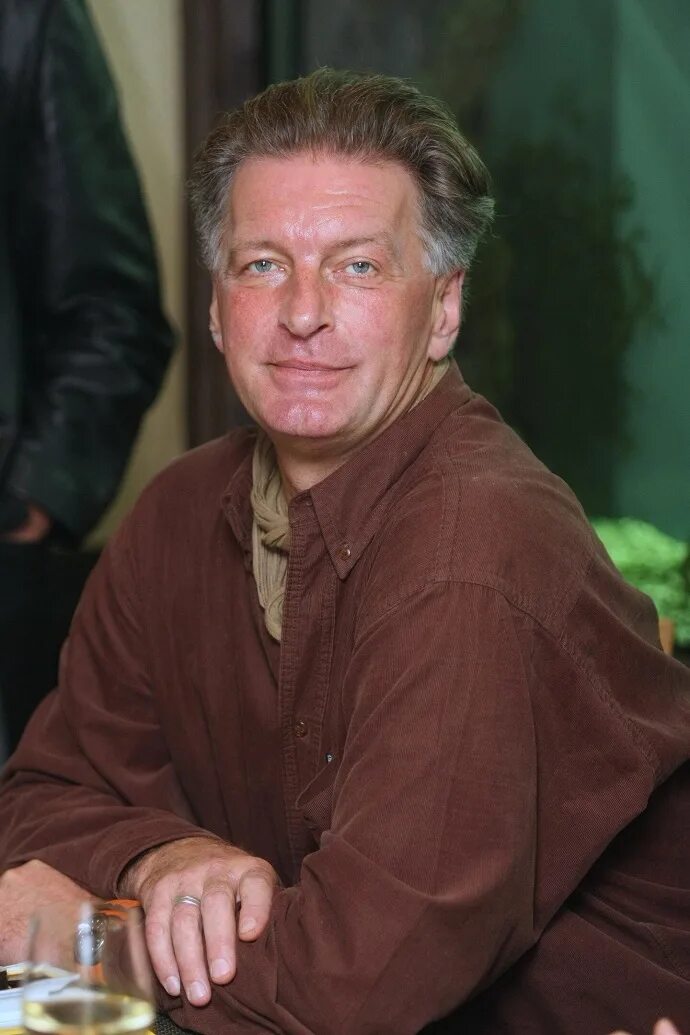 Актер вел передачу. Актер вел передачу. Актер вел передачу. Актер вел передачу. Актер вел передачу.