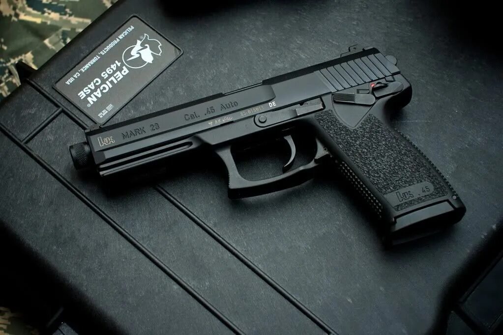 Hk mk23 socom. Hk mark 23. Хеклер кох мк23. Hk mk23 socom. Mark 23 socom.