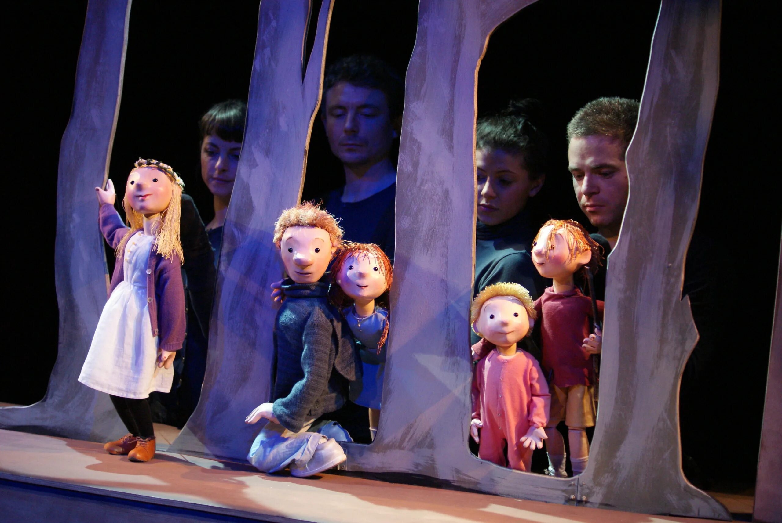 Современный кукольный театр. Кукольный театр puppet. куклы для спектакля. куклы для кукольного театра.