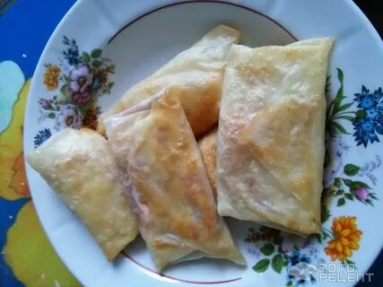 Жареное слоеное тесто