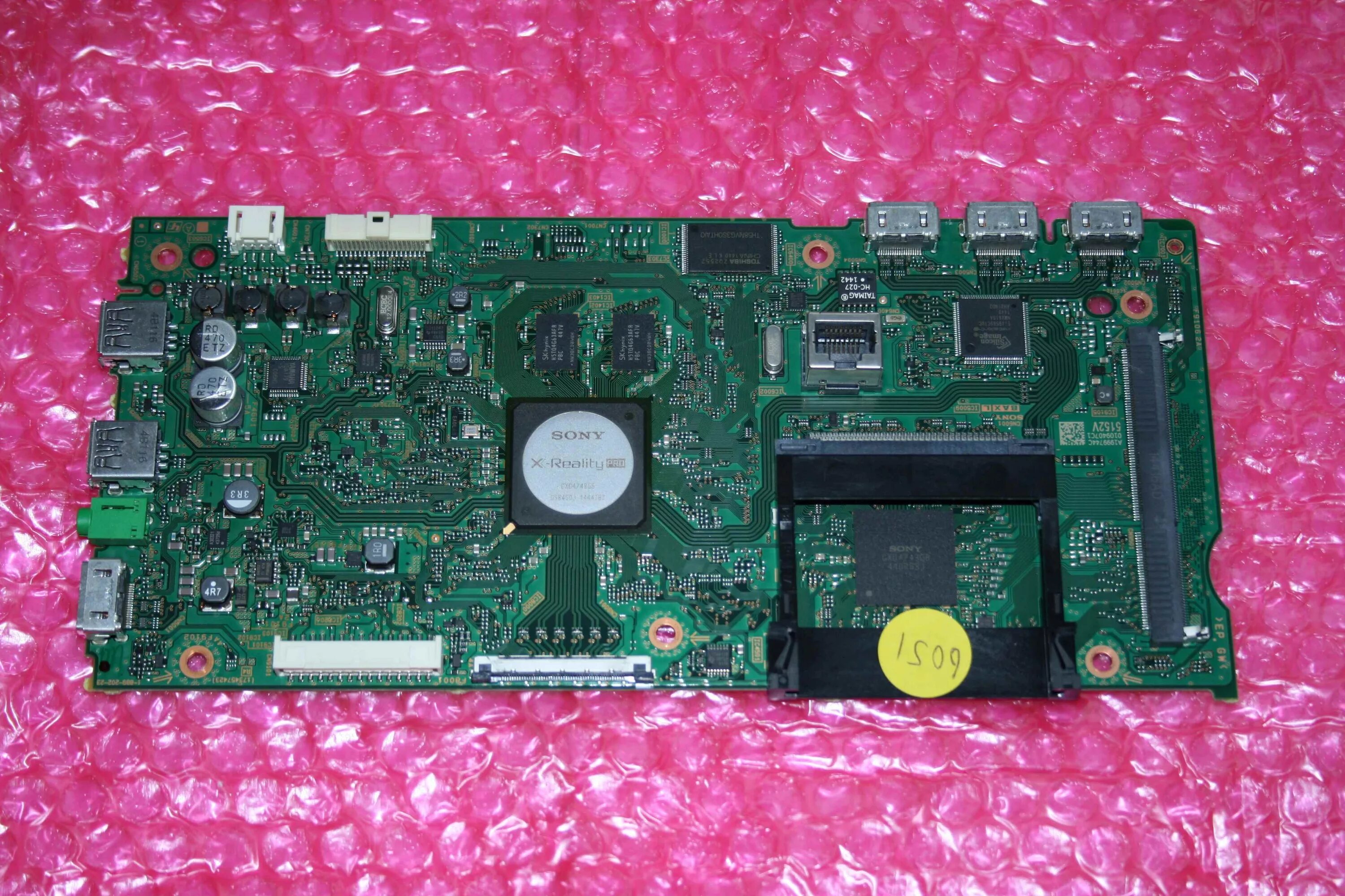 Mainboard 1-889-202-22. KDL-50w706b. KDL-43wf805 main. Mainboard: 1-889-202-22 (173457422) bax l // 1-889-202-12 173457412.