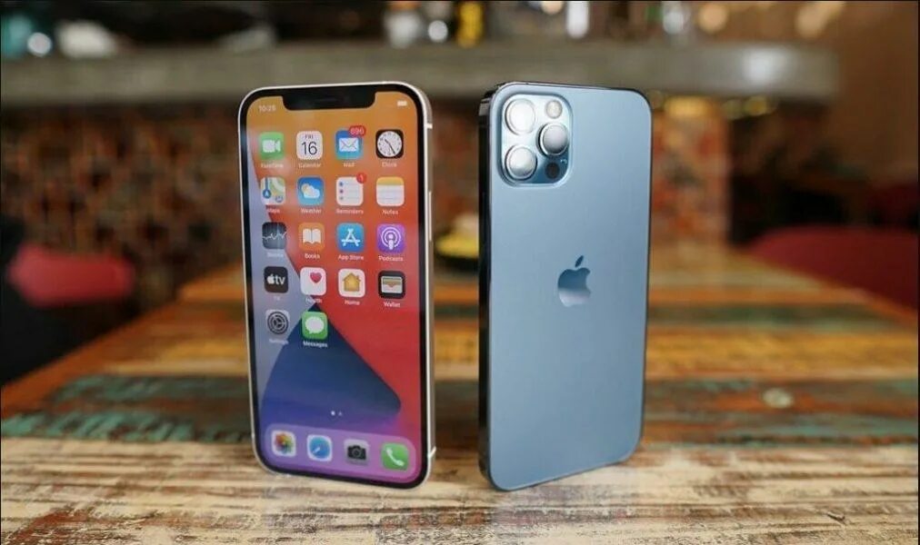 Айфон 2022. Iphone 9 Pro. Iphone 11 2022. Айфон 2022 года.