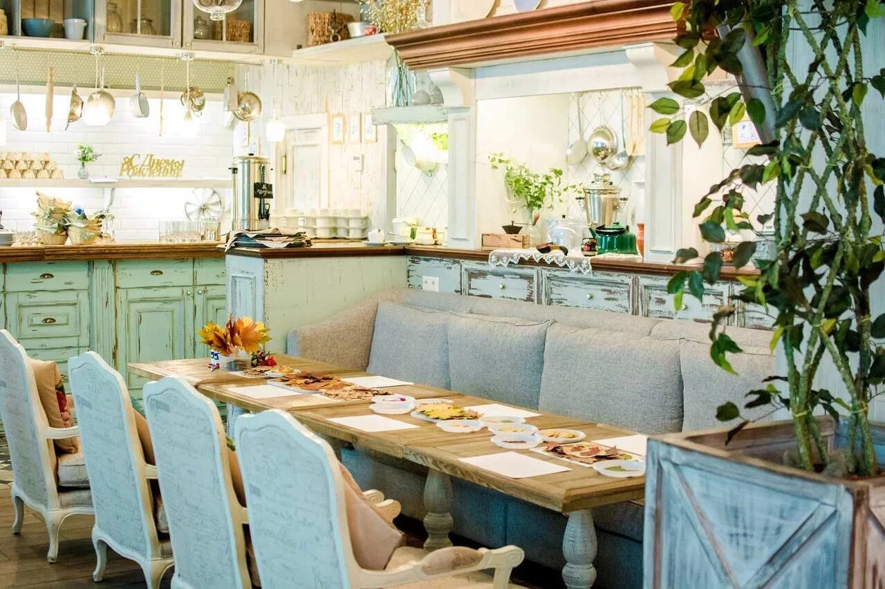 Ресторан мамуля екатеринбург. Мамуля шахты. Мамуля шахты. Ленина 41 кафе мамуля. Шейнкмана, 86 мамуля.