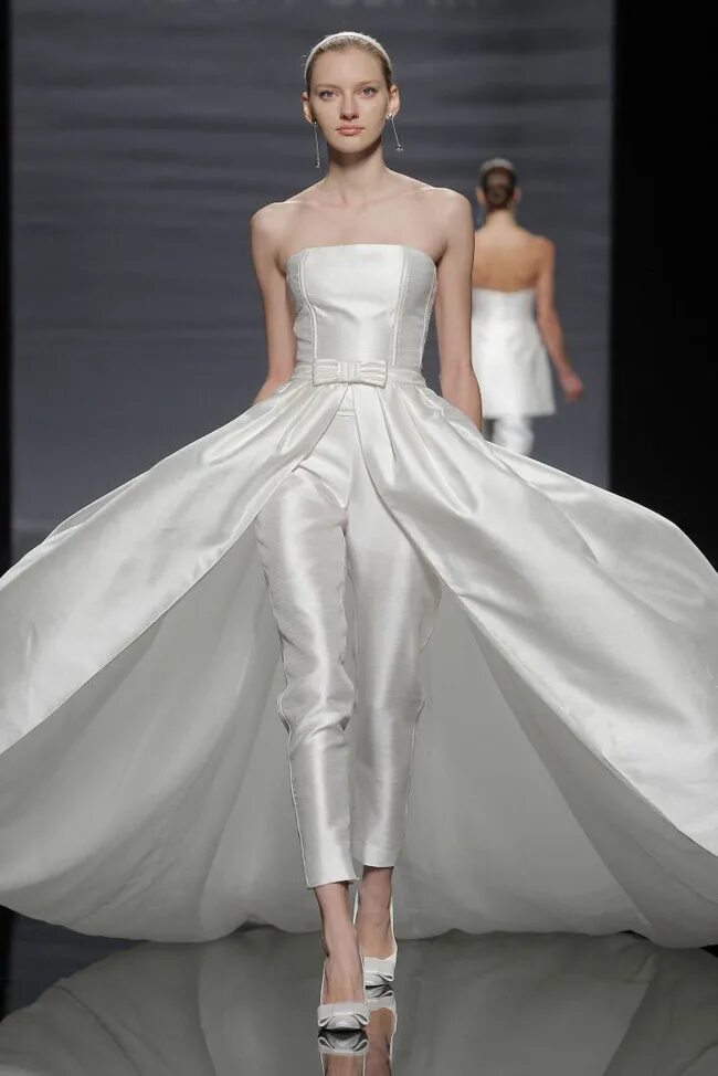 оригинальные свадебные платья. оригенальноесвадебное платье. необычные свадебные платья. оригинальные свадебные платья. оригинальные свадебные платья.