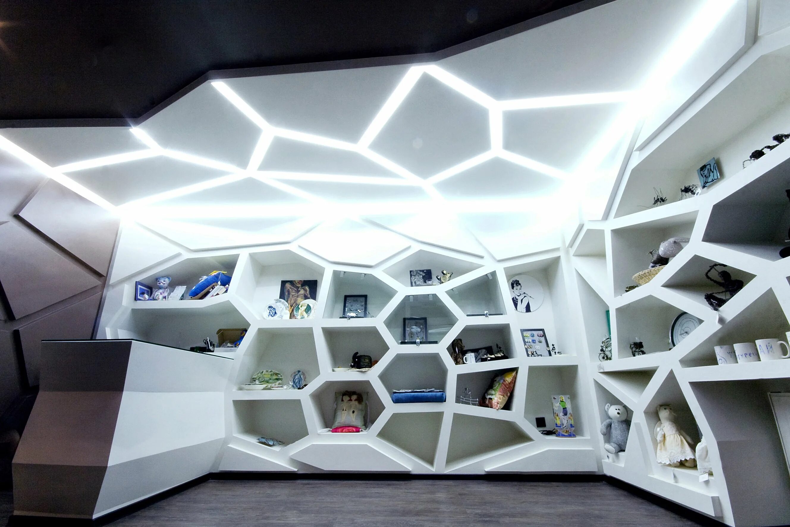 футуристичный интерьер. футуристичный интерьер. футуризм в интерьере. комната в стиле футуризм. интерьер в стиле футуризм.