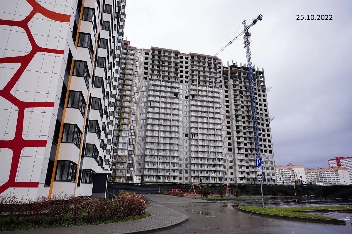 Матрешкин двор застройщика новосибирск. Матрешкин двор петухова. Заслонова 42 великие луки. Петухова 95/4. Матрешкин двор застройщика новосибирск.