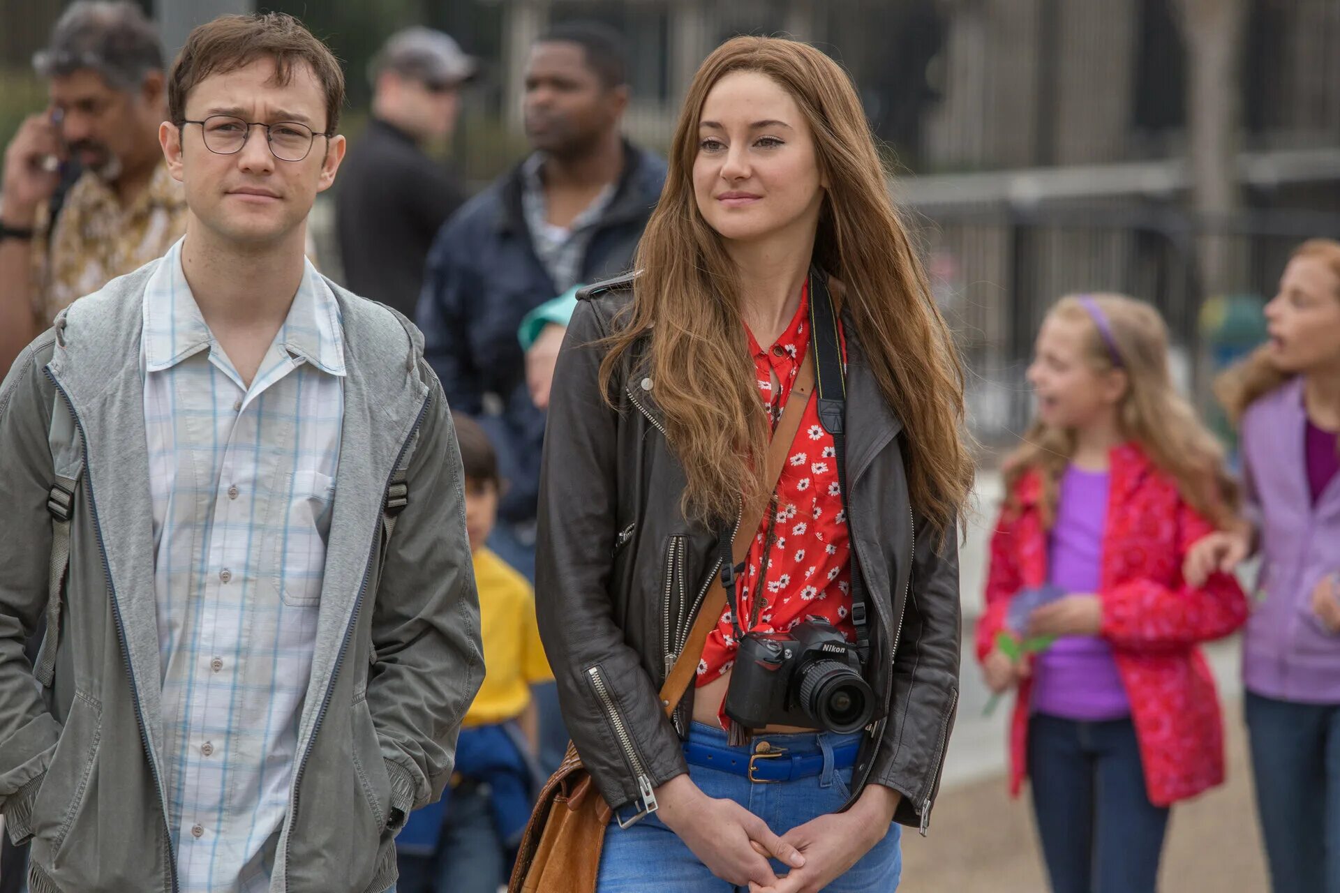 сноуден 2016 в хорошем. оливер стоун сноуден. сноуден 2016. сноуден 2016 в хорошем. шейлин вудли сноуден кадры.