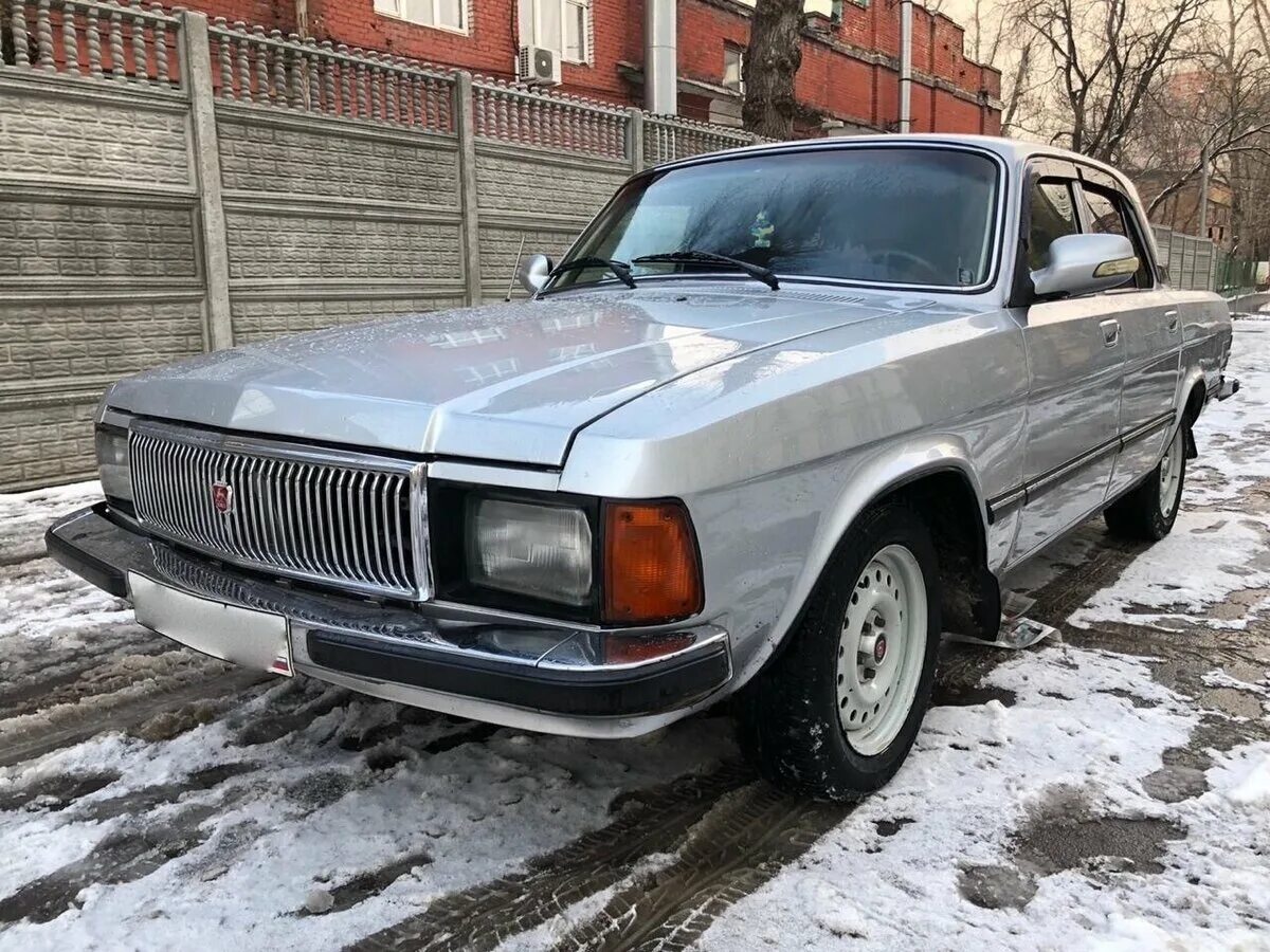 Волга 3102 2008. Какой цвет волгу 3102 серебро 2008. Газ 3102 волга 2008. Волга газ 3102. Газ 3102 черная люкс.