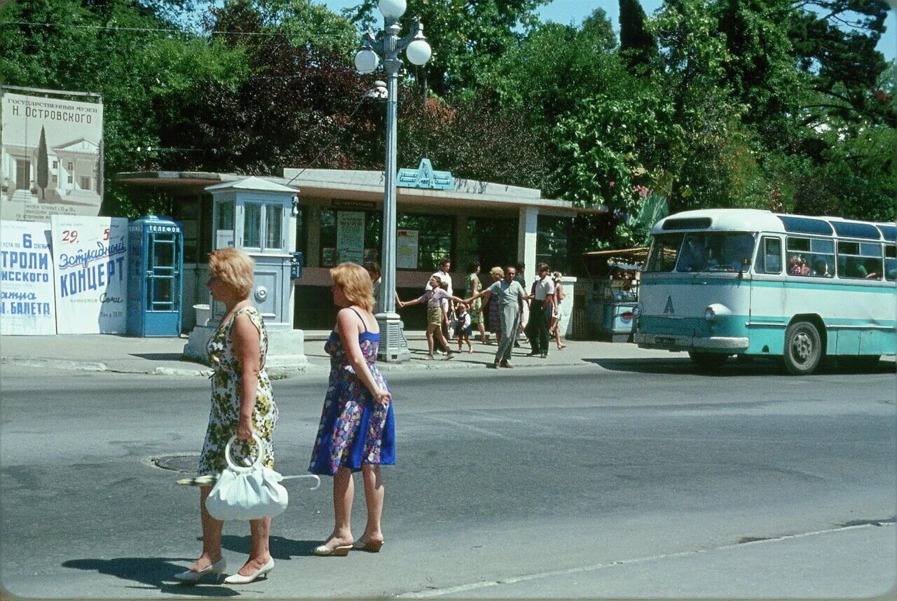 Советский союз краснодарский край. Жак Дюпакье Сочи 1964. Сочи 1964 года глазами француза Жака Дюпакье. СССР Жака Дюпакье. Путешествие Жака Дюпакье по советскому Союзу 1964.