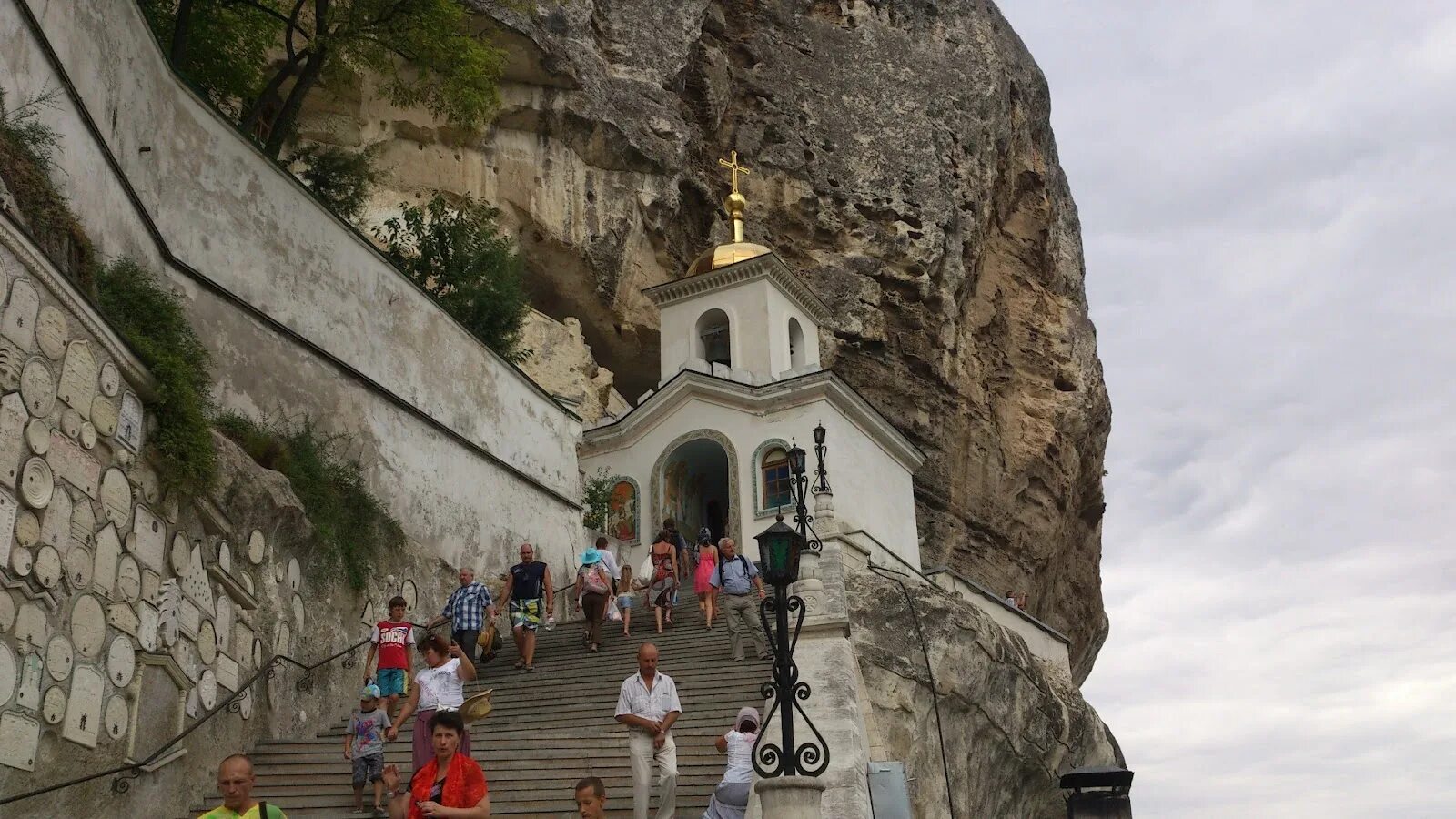 Бахчисарайский монастырь фото Крымский вояж. Бахчисарай / Отчёты об автопутешествиях / Автотуристу.РУ автопу