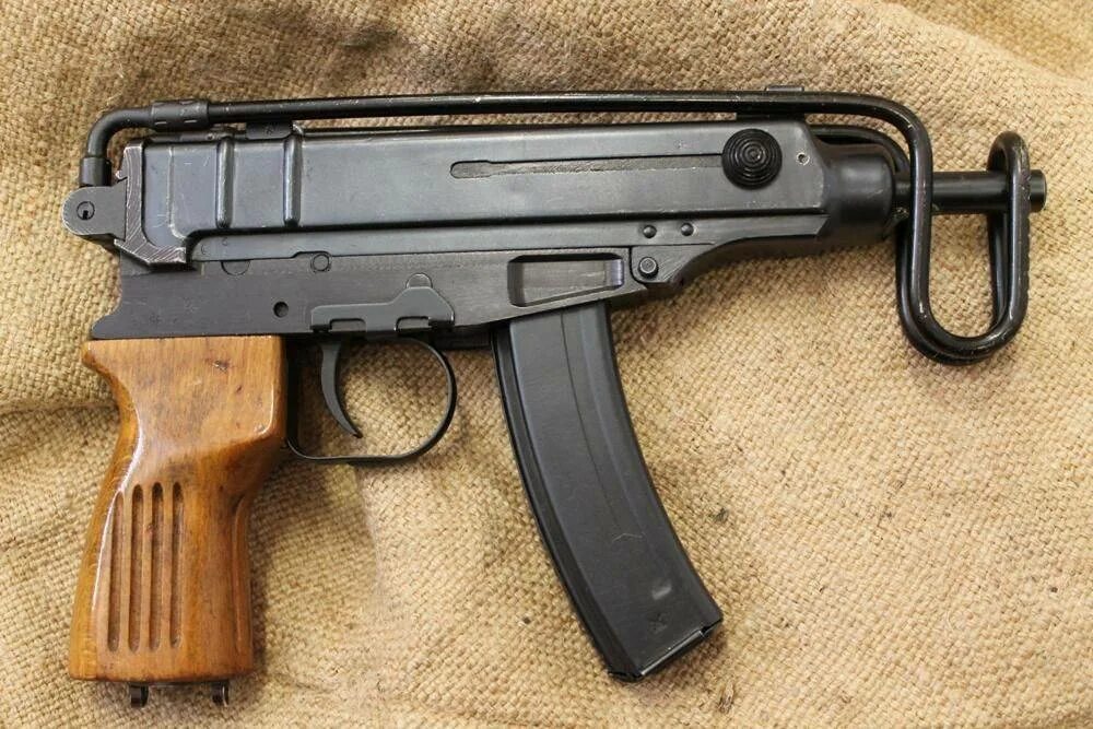 Vz 61 scorpion. Vz 61 scorpion. Cz scorpion vz61. Пп скорпион. Пистолет пулемёт скорпион vz61.