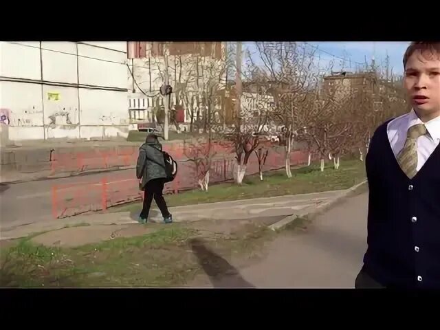 Ролик пока