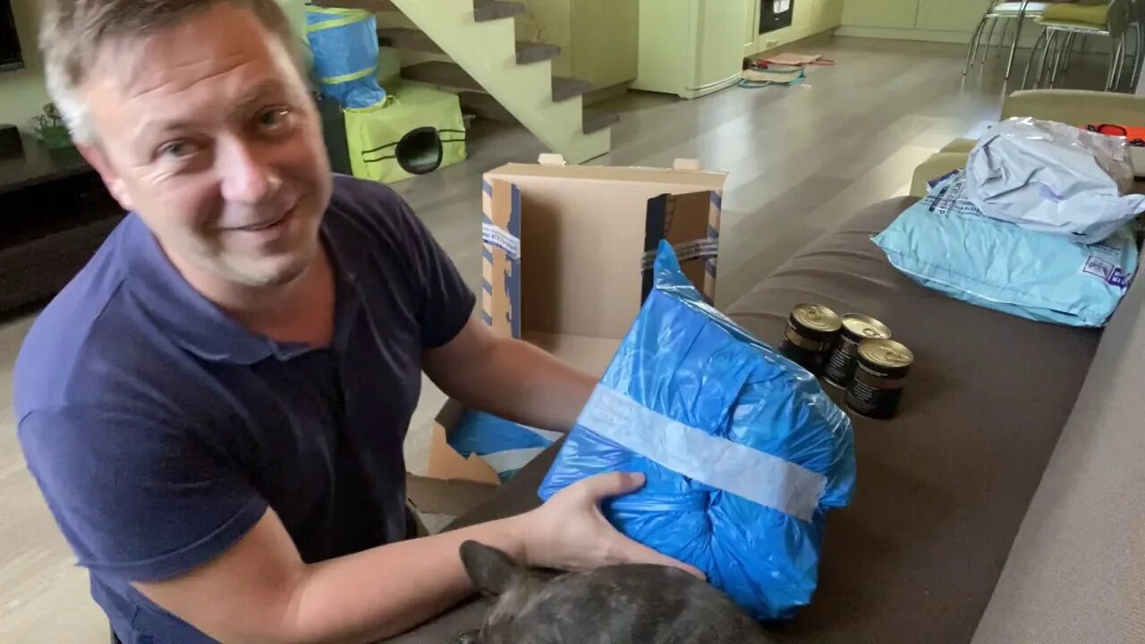 Тройняшкин папа последнее. Тройняшкин папа. Тройняшкин папа последнее. Харичевский тройняшкин папа. Георгий горячевский блоггер.