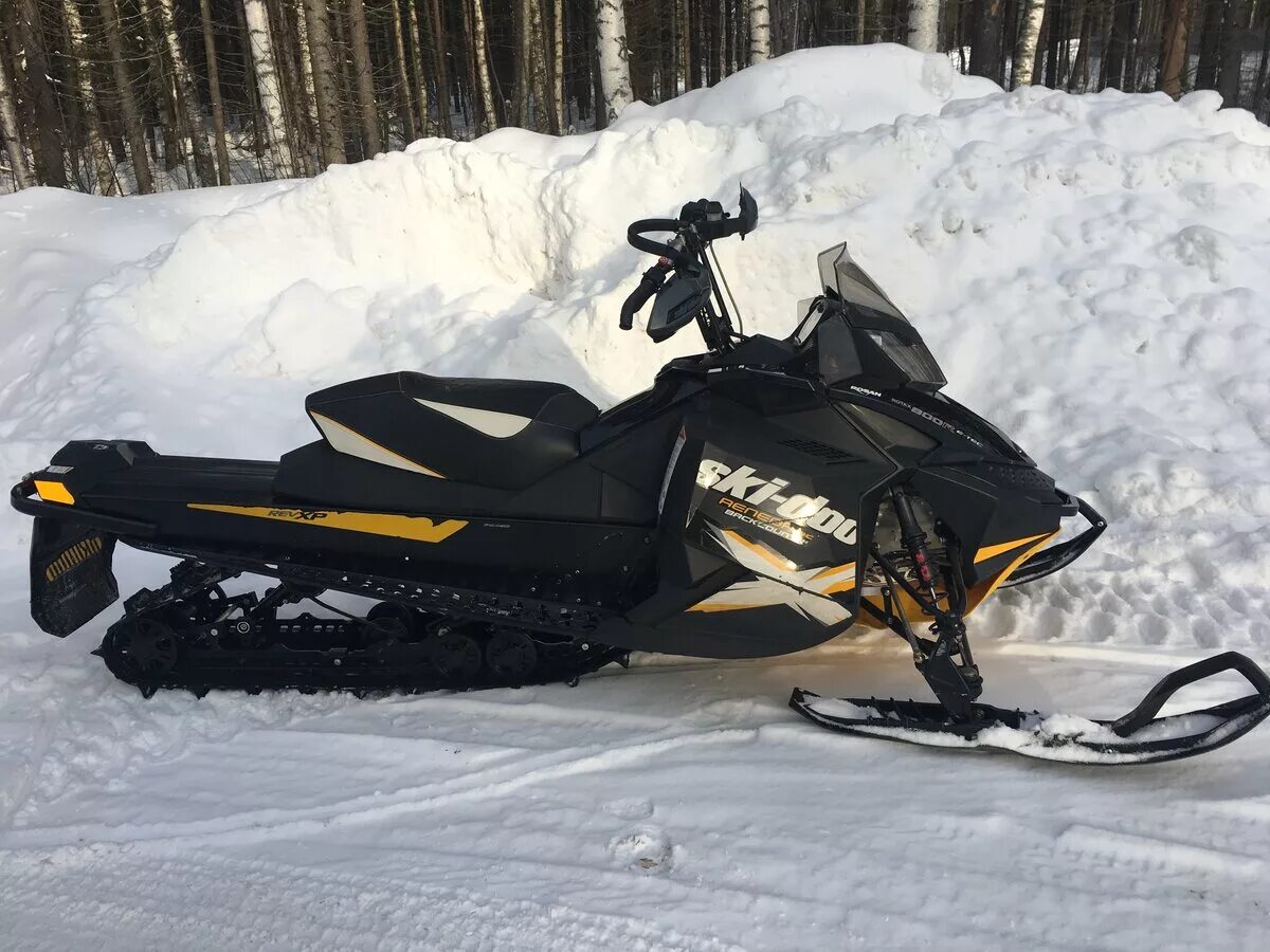 Купить снегоход brp ski. Снегоход BRP Ski-Doo MXZ Renegade x 800. Снегоход BRP Renegade 800. BRP MXZ 800. Ski-Doo MXZ Renegade x 800.