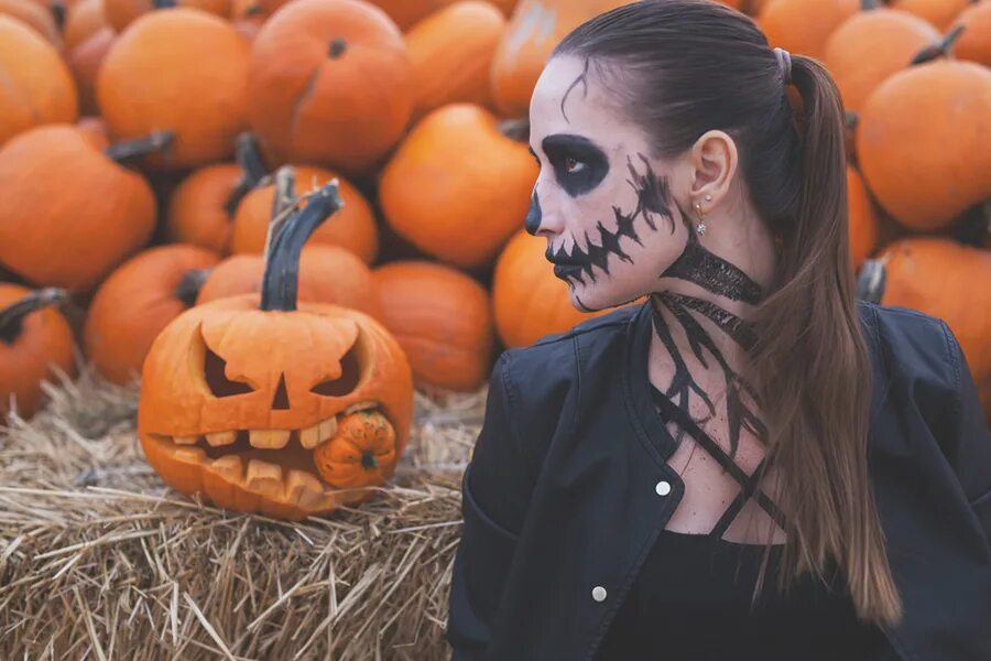 Дресс код на хэллоуин. Какого числа хэллоуин. Хэллоуин читы. It is halloween time. Не празднуйте хэллоуин.