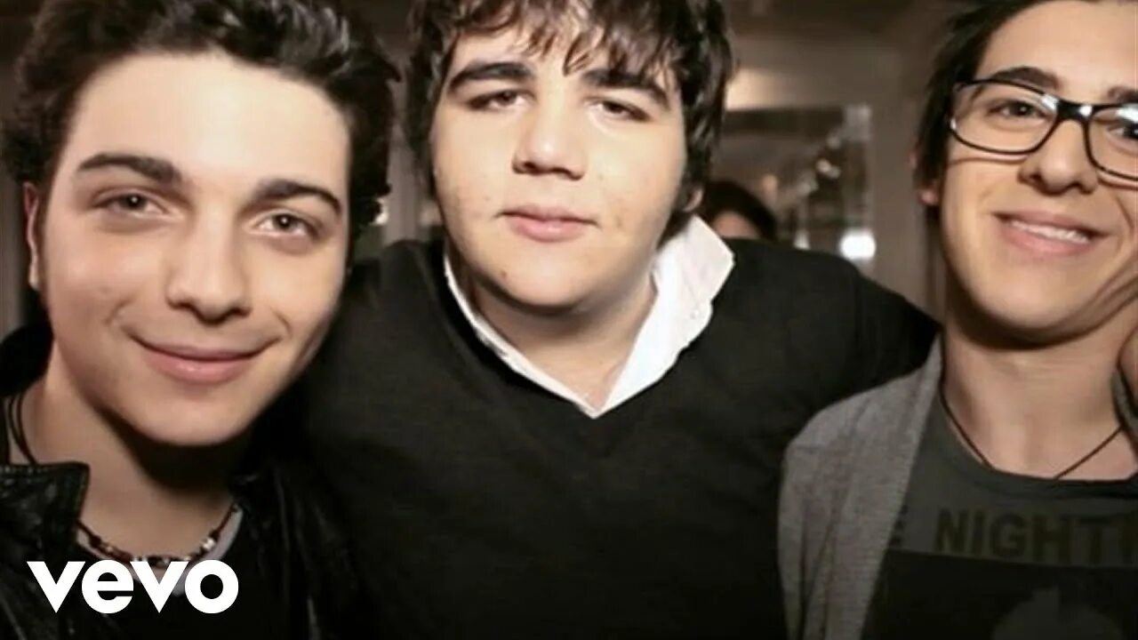 Il volo il mondo. Иль воло монтепульчано. Иль воло иль мондо солнечногорск. Il volo фото. Группа il volo.
