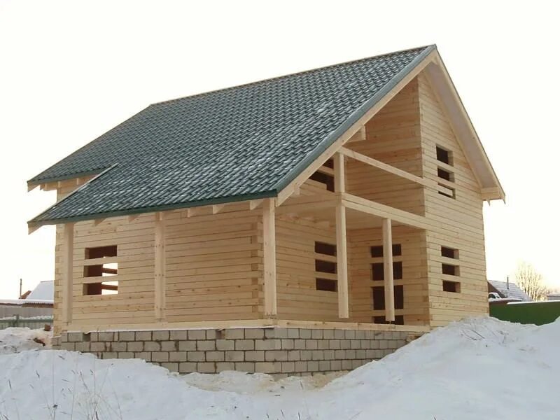 Дом из профилированного бруса. Дом из строганного бруса. Постройки из бруса. Дом из бруса 150 на 150. Дом из бруса 150х150.