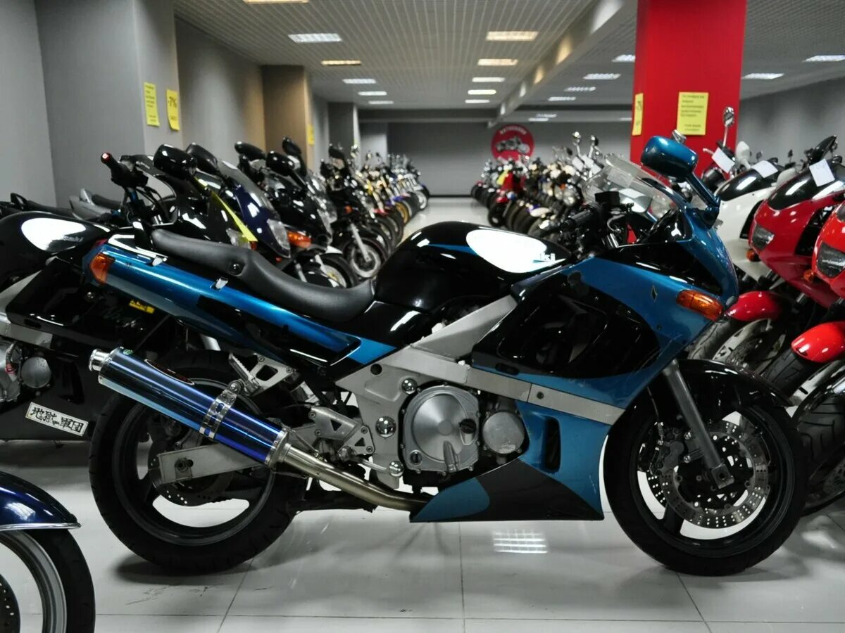 Мототорг. Kawasaki zzr400 1996. ZZR 600 продаётся мотовелотехника. Кавасаки 1996 года мотоцикл.