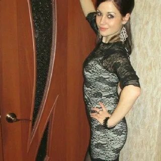 Әйелдер юбкасының астындағы жасырын камера суреттері